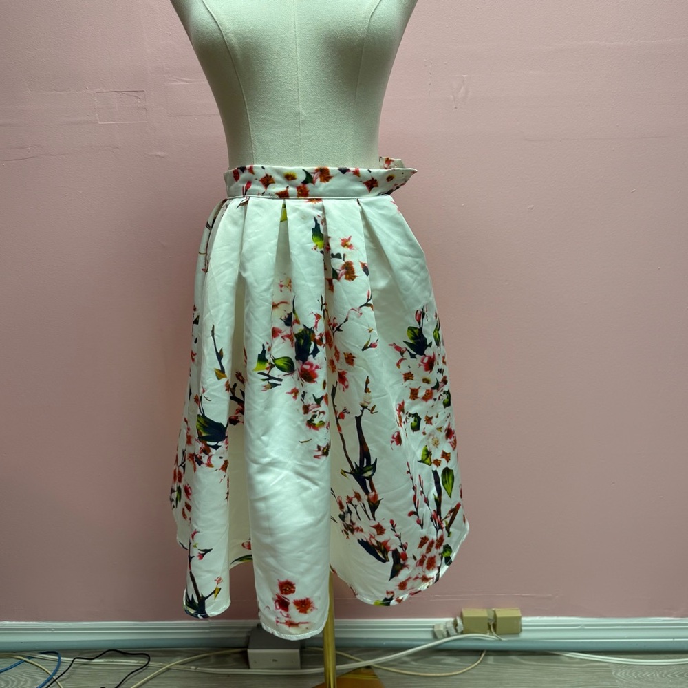 Floral White Skirt